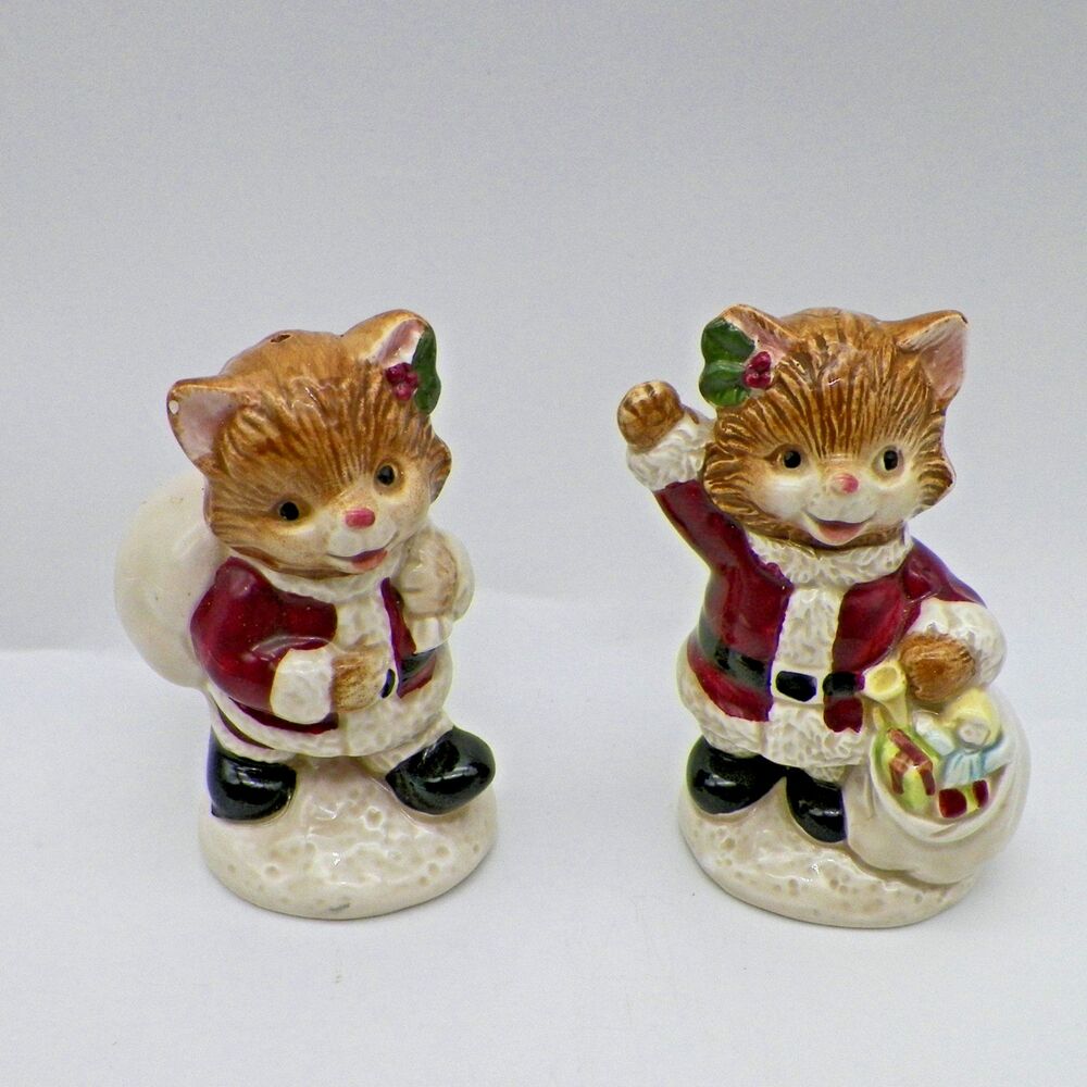 Vintage Otagiri Santa Cats Salt & Pepper Shakers Porcelain Hand Painted 3.5”tall